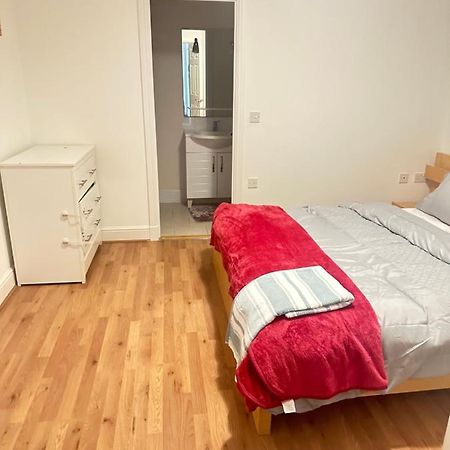 Dream Home 布罗姆利 外观 照片