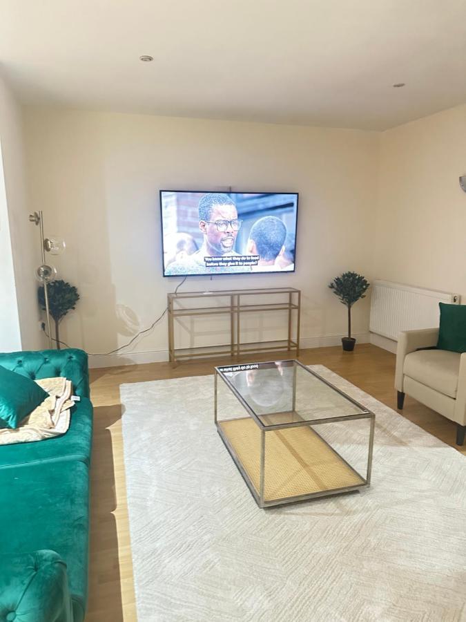 Dream Home 布罗姆利 外观 照片